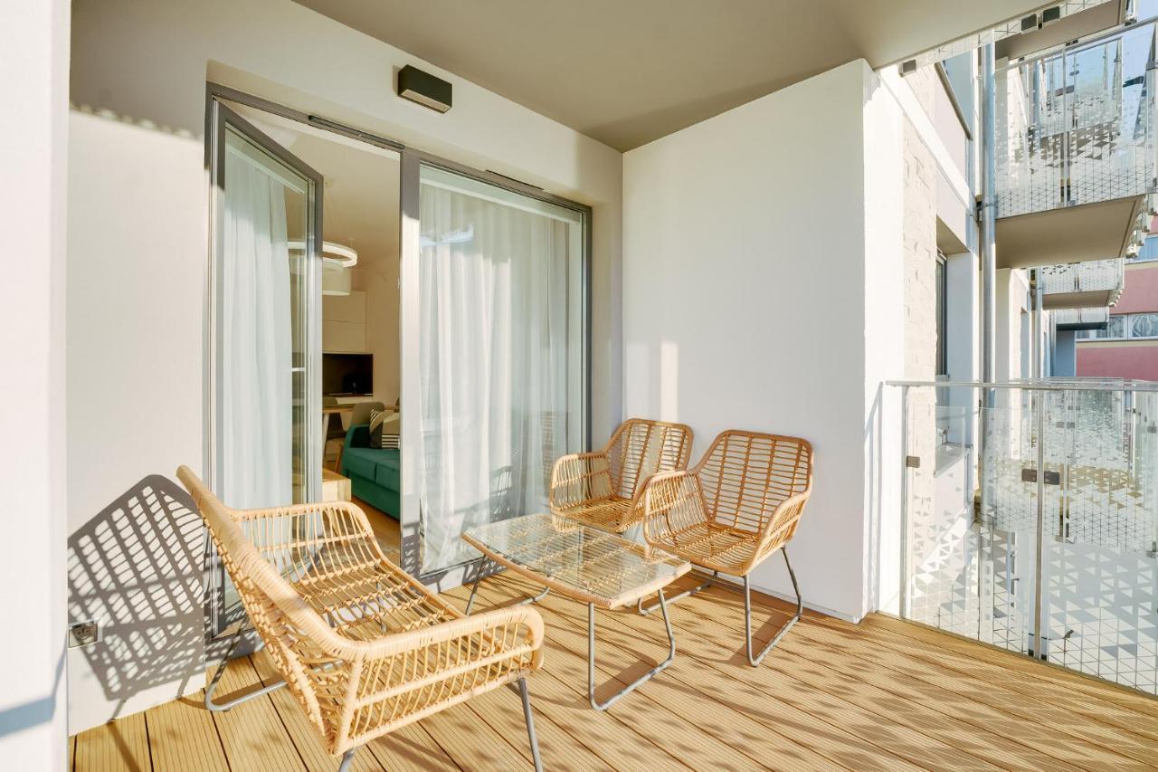Faro Apartamenty Nadmorskie Tarasy Spa Przy Latarni I Molo Baseny, Sauny, Fitness I Parking W Cenie 코워브제크 외부 사진