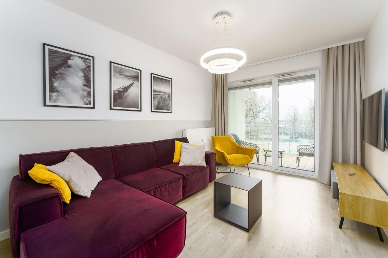 Faro Apartamenty Nadmorskie Tarasy Spa Przy Latarni I Molo Baseny, Sauny, Fitness I Parking W Cenie 코워브제크 외부 사진
