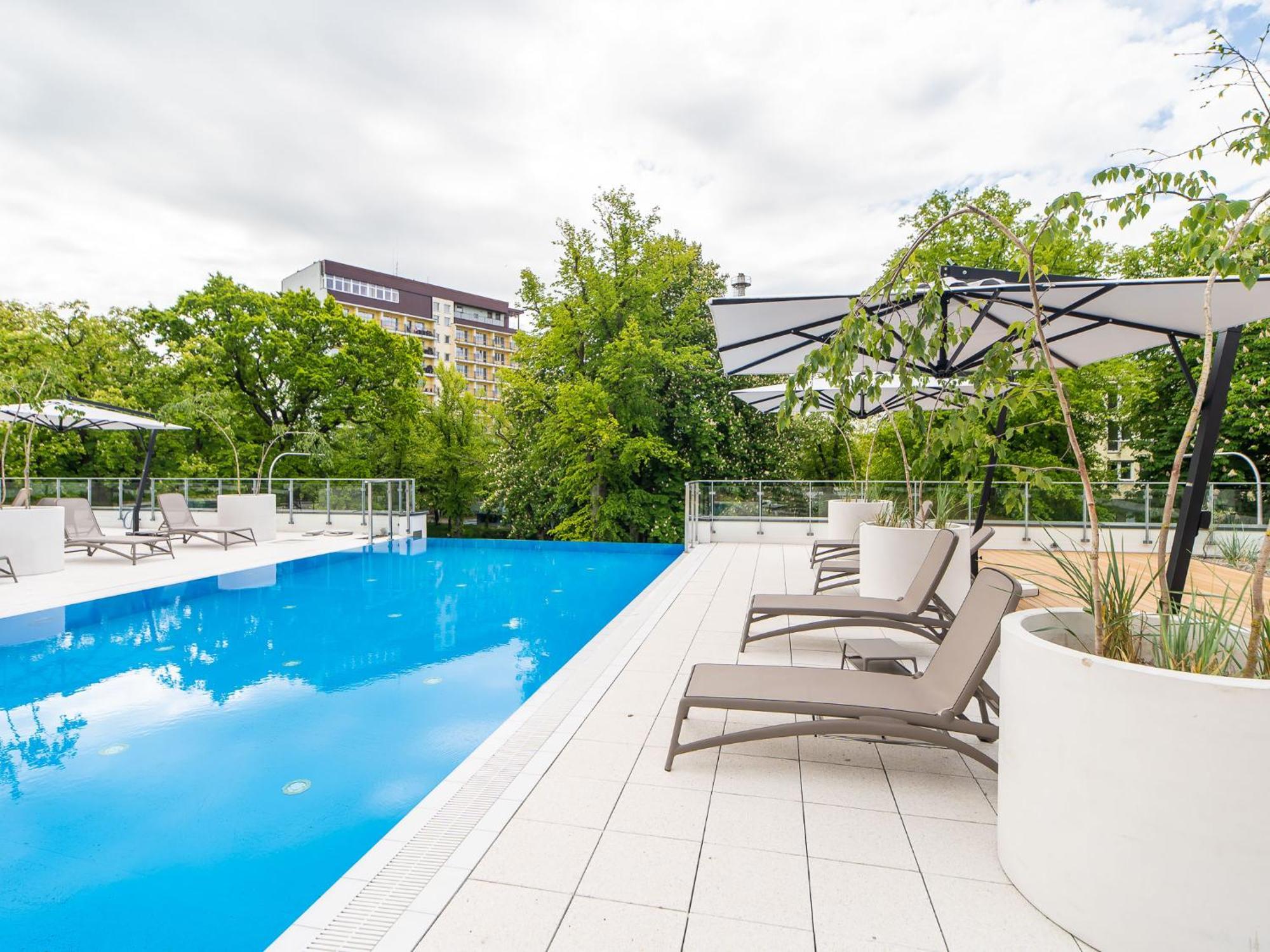 Faro Apartamenty Nadmorskie Tarasy Spa Przy Latarni I Molo Baseny, Sauny, Fitness I Parking W Cenie 코워브제크 외부 사진