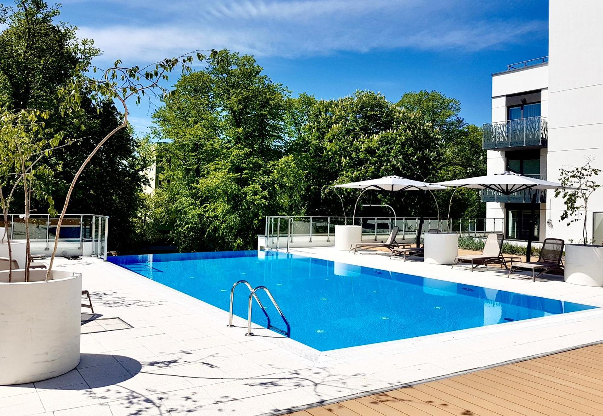 Faro Apartamenty Nadmorskie Tarasy Spa Przy Latarni I Molo Baseny, Sauny, Fitness I Parking W Cenie 코워브제크 외부 사진