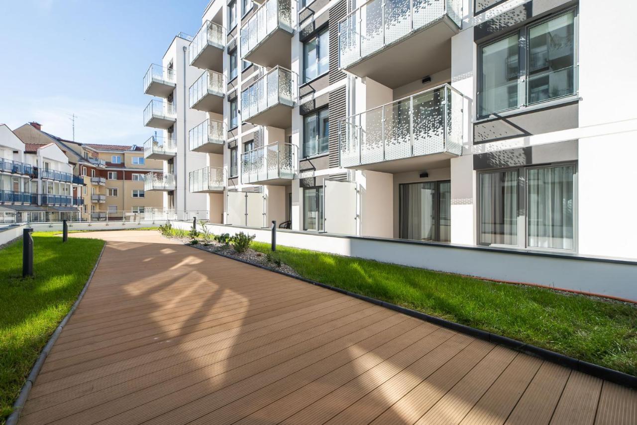 Faro Apartamenty Nadmorskie Tarasy Spa Przy Latarni I Molo Baseny, Sauny, Fitness I Parking W Cenie 코워브제크 외부 사진